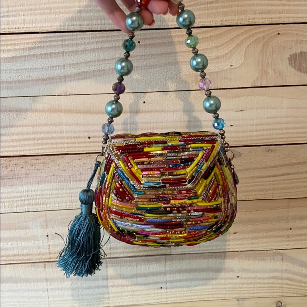 Small statement handbag- made of recycled plastic
